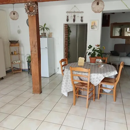 Nyaraló Maison De Village Aux Portes De Toulouse Fenouillet
